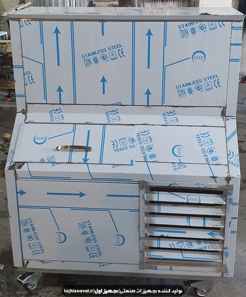 دستگاه یخساز ۱۵۰ کیلویی