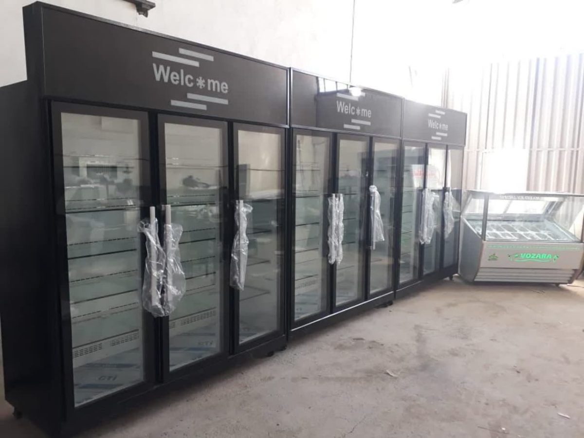 یخچال ایستاده ۳ درب پروتئینی رنگ مشکی